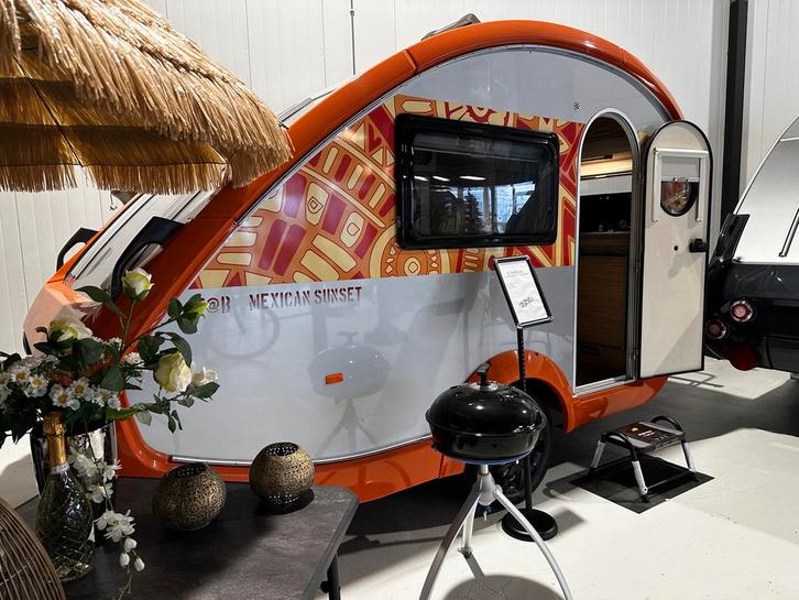 caroncampers & caravans